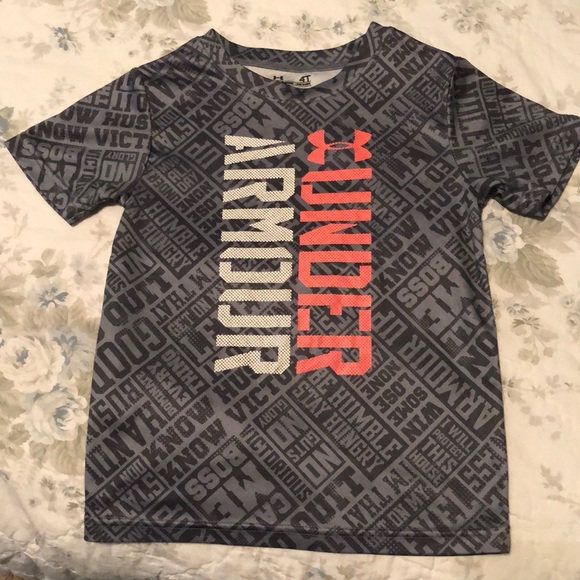Other - Under Armour Boys Shirt